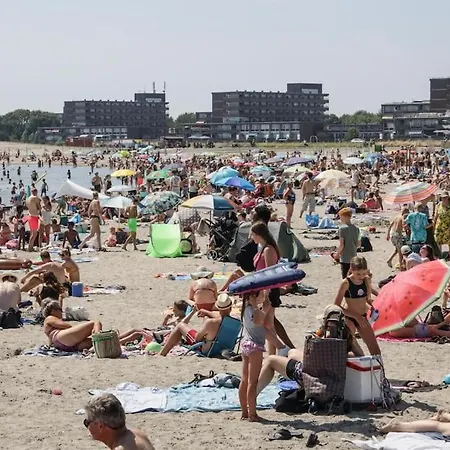 Chalet With 2 Bedrooms For 4 People For Rent In Hoorn Netherlands * Hoorn (North Holland)