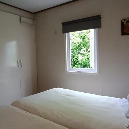 Chalet With 2 Bedrooms For 4 People For Rent In Hoorn Netherlands *
