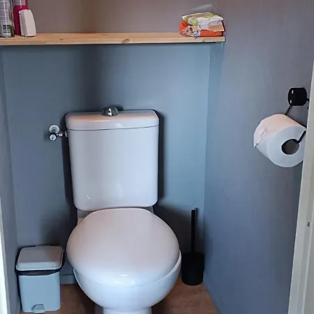 Chalet With 2 Bedrooms For 4 People For Rent In Hoorn Netherlands