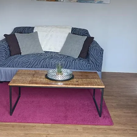 Chalet With 2 Bedrooms For 4 People For Rent In Hoorn Netherlands בקתה הורן